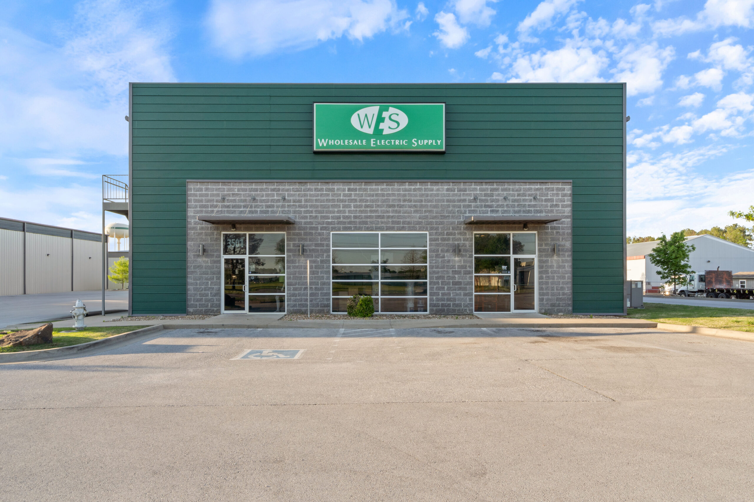 MAXCOR.co | 3501 W Hudson Rd | 2