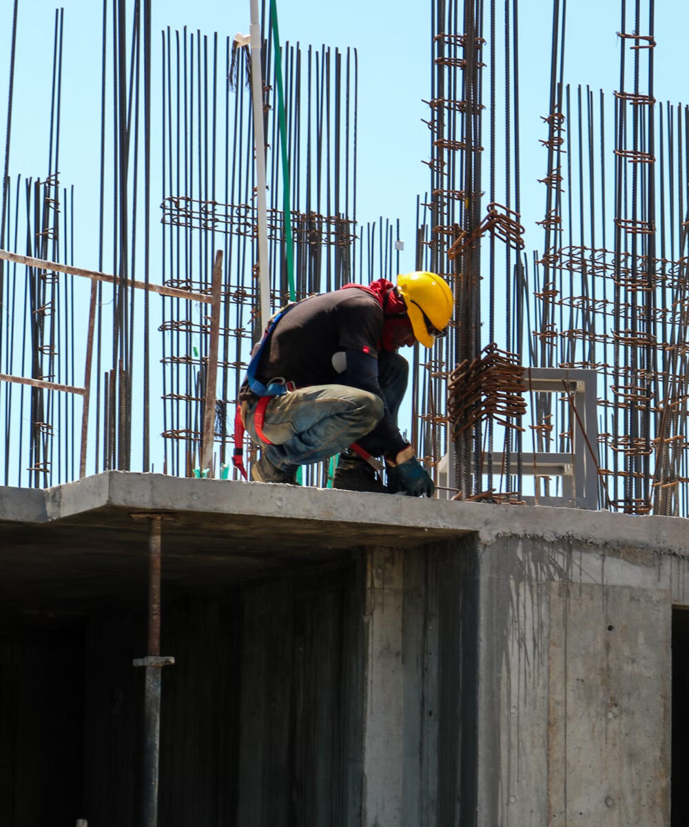 As a full-service general contractor, we manage every phase of your construction project—from initial planning and budgeting to on-site coordination and final delivery. With a focus on quality, efficiency, and safety, our team ensures your project is completed on time and within budget. Whether it’s residential, commercial, or industrial, we bring your vision to life with expert craftsmanship and reliable project management.
